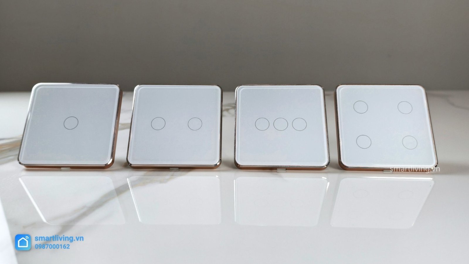 Công tắc thông minh mặt kính cảm ứng Zigbee Tuya Mặt Vuông 4 trắng