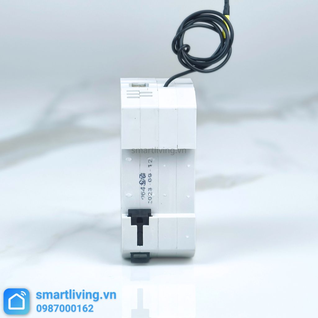 Aptomat CB thông minh Wifi Tuya 1p mặt sau