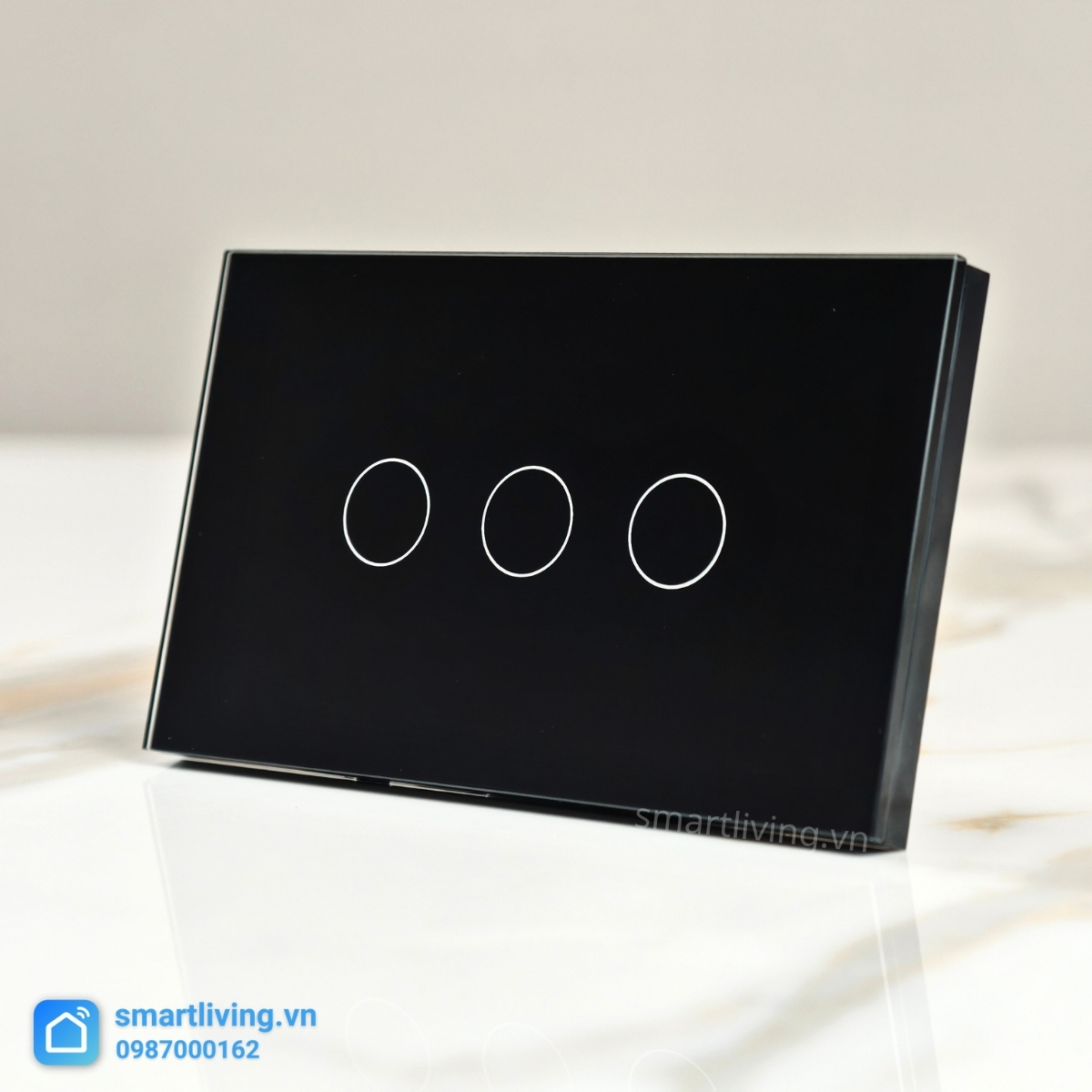 Công tắc thông minh Tuya Wifi Chữ Nhật 3 nút đen